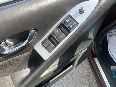 Used 2014 Nissan Murano SV w/ Value Package AWD/4WD image 12