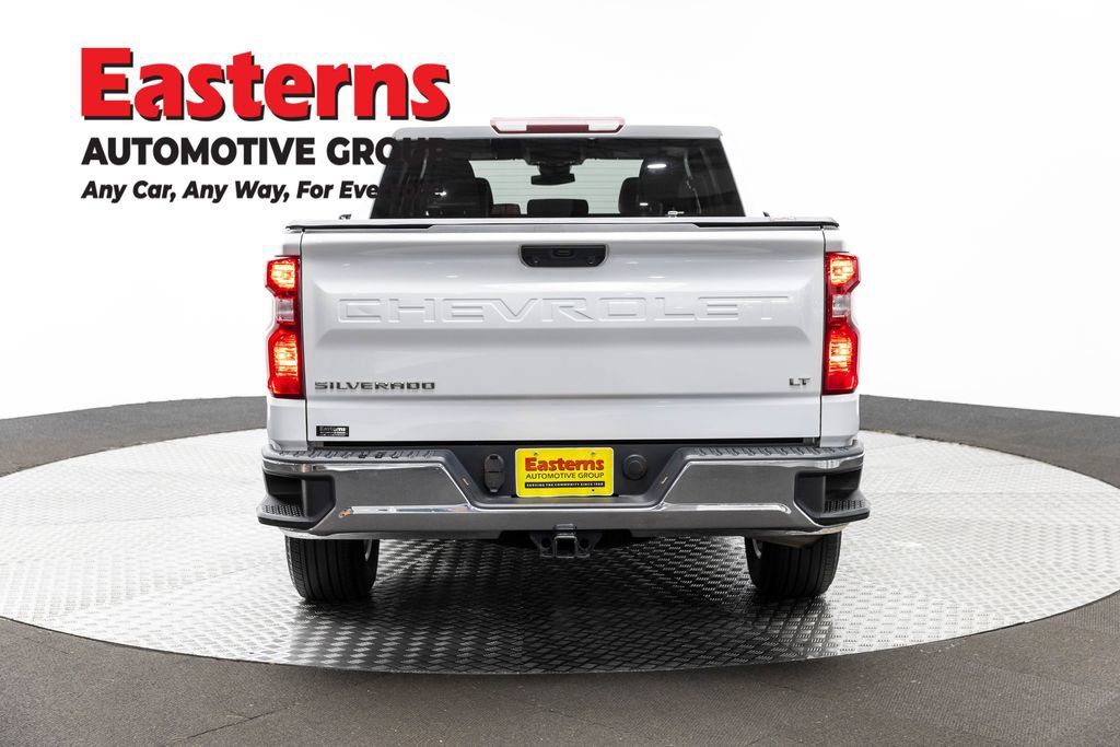 Used 2023 Chevrolet Silverado 1500 LT AWD/4WD image 8