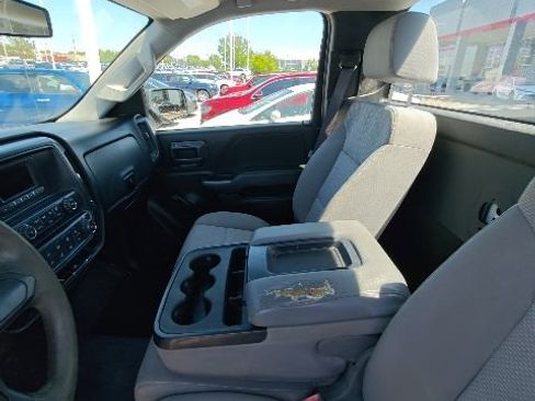 Used 2017 Chevrolet Silverado 2500 W/T w/ Snow Plow Prep Package image 16