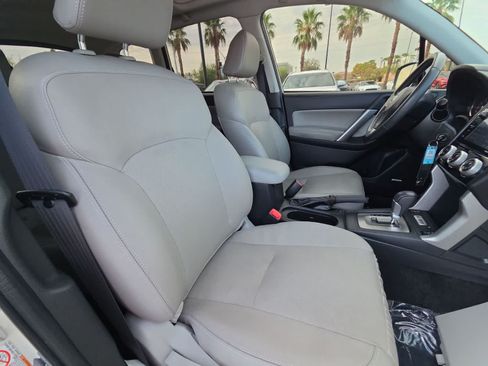 Used 2016 Subaru Forester 2.5i Limited AWD/4WD image 18
