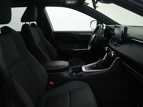 Used 2021 Toyota RAV4 SE w/ Weather & Moonroof Package image 11