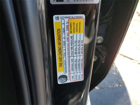 Used 2020 GMC Sierra 3500 Denali w/ Denali Ultimate Package image 33