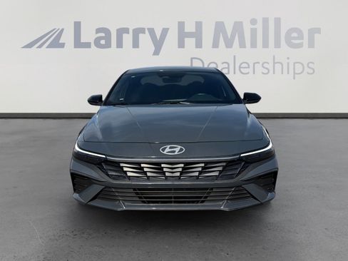 Certified 2025 Hyundai Elantra Sport w/ Cargo Package FWD image 8