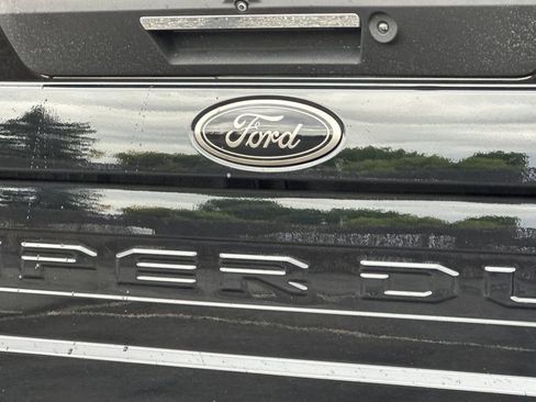 Certified 2020 Ford F250 Lariat AWD/4WD image 25