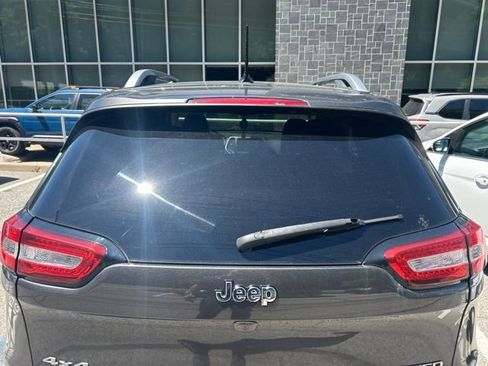 Used 2015 Jeep Cherokee Limited AWD/4WD image 8