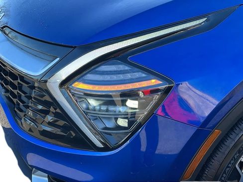 Used 2024 Kia Sportage EX image 8