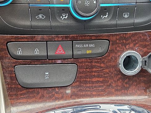Used 2013 Chevrolet Malibu Eco FWD image 16