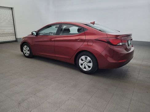 Used 2016 Hyundai Elantra SE FWD image 3