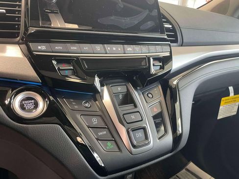 New 2026 Honda Odyssey Sport-L image 25