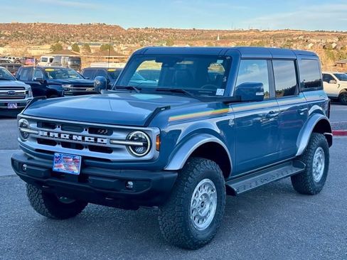New 2025 Ford Bronco Outer Banks AWD/4WD image 1