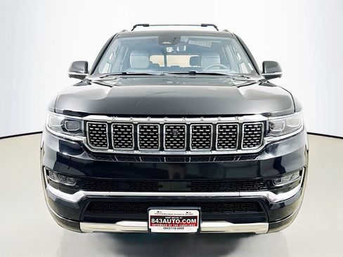 Used 2022 Jeep Grand Wagoneer Series II w/ Premium Group II AWD/4WD image 2