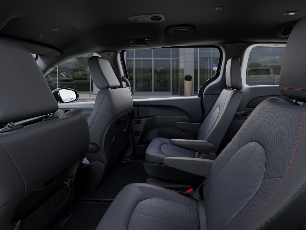 New 2027 Chrysler Pacifica Select AWD/4WD image 24
