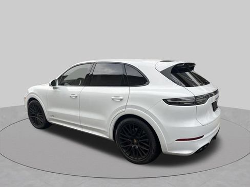 Used 2023 Porsche Cayenne GTS AWD/4WD image 8