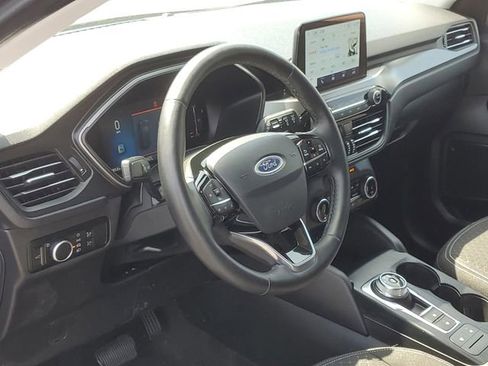 Certified 2024 Ford Escape Active AWD/4WD image 12