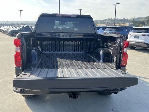 Used 2023 Chevrolet Silverado 1500 Custom image 25