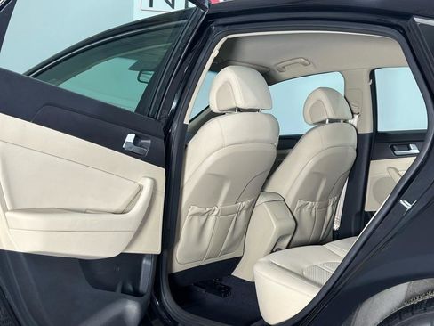 Used 2015 Hyundai Sonata Sport image 11