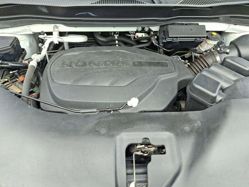 Certified 2021 Honda Pilot EX image 28