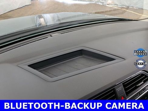 Used 2022 Volkswagen Tiguan SE image 33