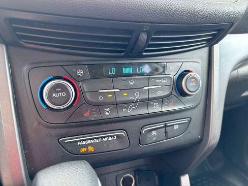 Used 2018 Ford Escape SE FWD image 15