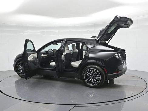 Certified 2025 Ford Mustang Mach-E Premium RWD image 36