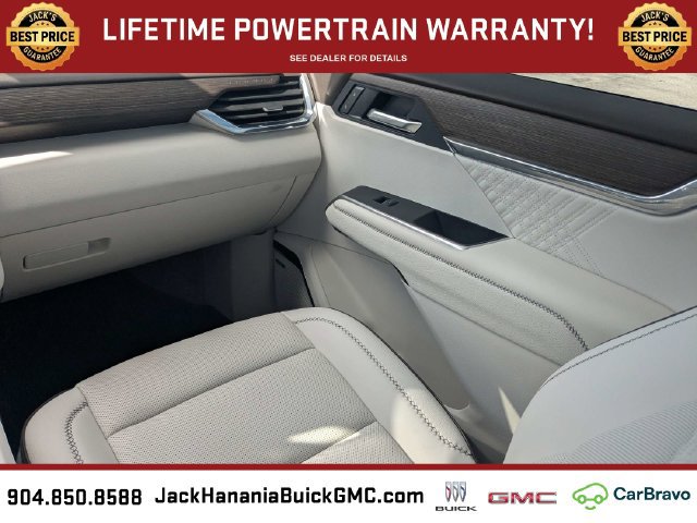 Used 2025 GMC Acadia Denali FWD image 17