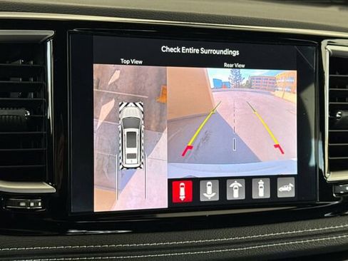 New 2026 Chrysler Pacifica Select image 17