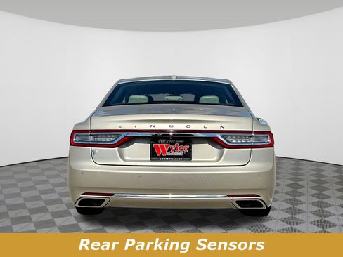 Used 2017 Lincoln Continental Select w/ Climate Package FWD image 5