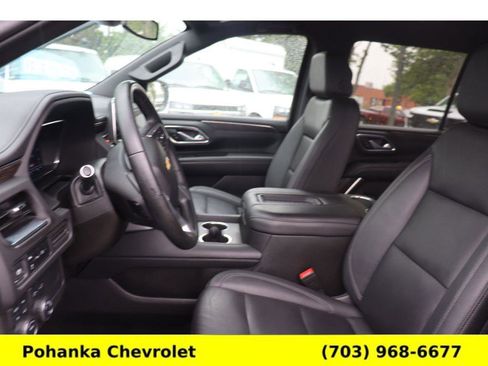 Certified 2024 Chevrolet Suburban LT AWD/4WD image 24