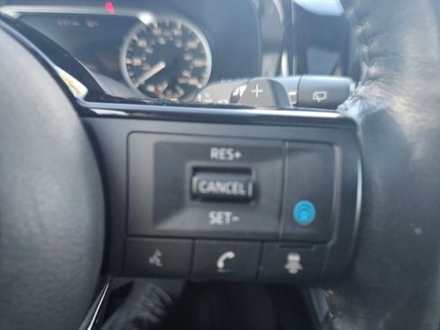 Certified 2022 Nissan Pathfinder SV w/ SV Premium Package image 22