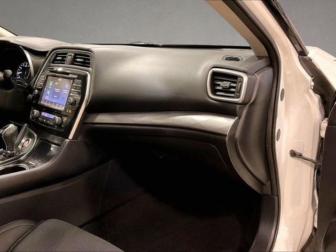 Used 2018 Nissan Maxima 3.5 S image 25