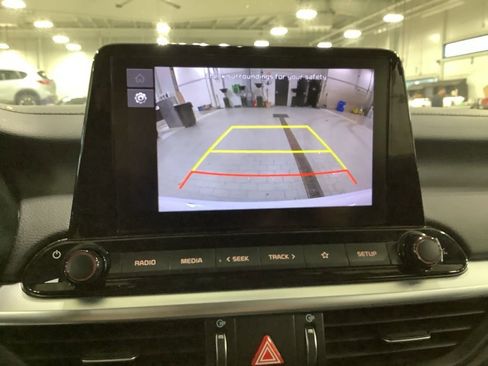 Certified 2023 Kia Forte LXS w/ LXS Technology Package image 30