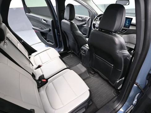 Used 2025 Ford Escape Platinum image 42