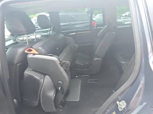 Used 2016 Mercedes-Benz GL 320 BlueTEC 4MATIC w/ Premium I Package image 6
