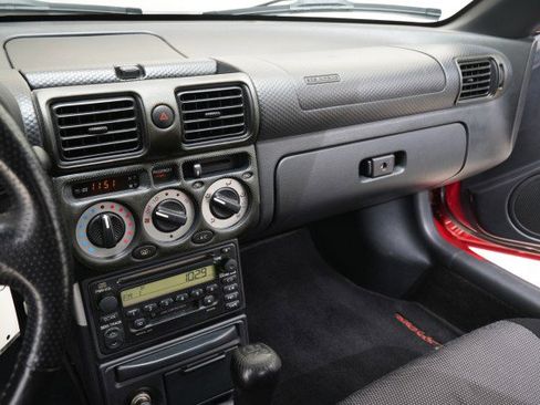 Used 2001 Toyota MR2 image 68