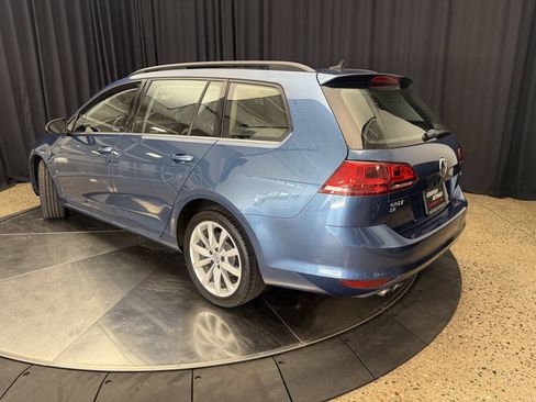 Used 2017 Volkswagen Golf SEL FWD image 6