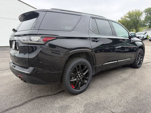Used 2020 Chevrolet Traverse Premier w/ Redline Edition AWD/4WD image 5