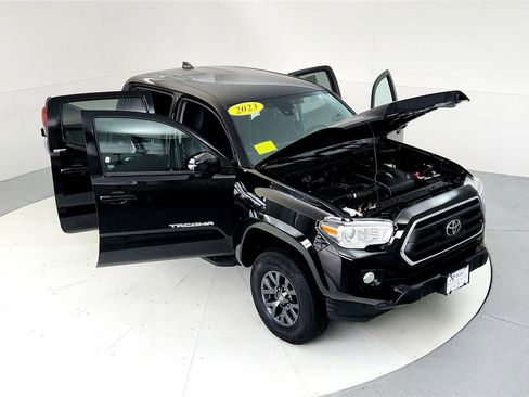 Used 2023 Toyota Tacoma SR5 image 21