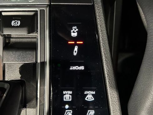 Used 2021 Porsche Cayenne S AWD/4WD image 24