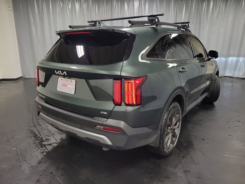 Used 2023 Kia Sorento SX Prestige image 8