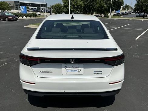Used 2023 Honda Accord Sport image 4
