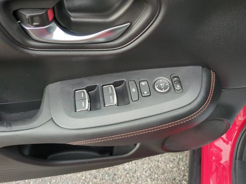 Certified 2024 Honda HR-V Sport image 17