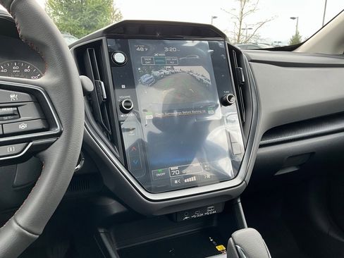 Certified 2025 Subaru Crosstrek 2.5i Limited w/ Crosstrek Mirror Package image 18