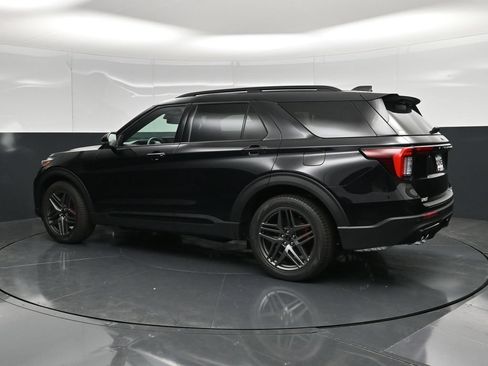 New 2026 Ford Explorer ST w/ Sun And Sound Package AWD/4WD image 8