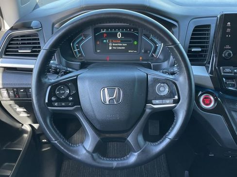 Used 2024 Honda Odyssey Touring image 11