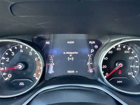 Used 2020 Jeep Compass Limited image 22