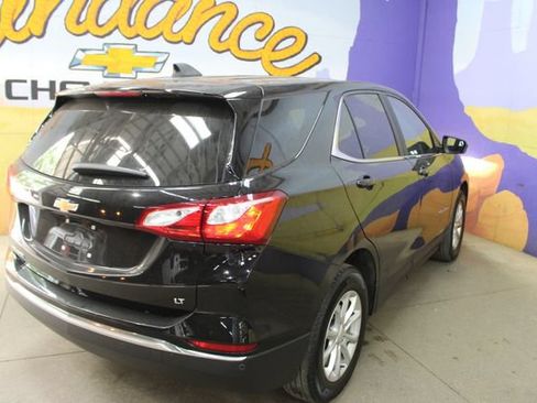 Used 2021 Chevrolet Equinox LT FWD image 4