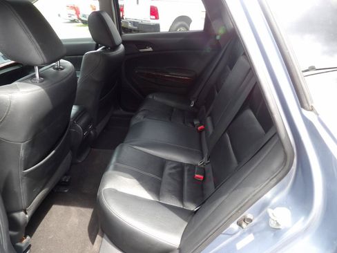 Used 2010 Honda Crosstour EX-L image 22