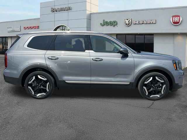 Used 2025 Kia Telluride S AWD/4WD image 8