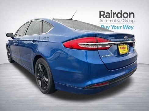 Used 2018 Ford Fusion SE image 5