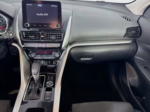 Used 2024 Mitsubishi Eclipse Cross SE image 24